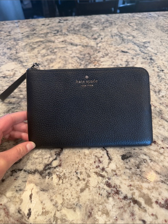 kate spade Handbags - kate spade black pebbled leather zip wristlet clutch